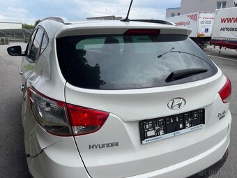 Hyundai ix35 2.0 CRDi 135 kW, automat, panoramatická střecha - 9
