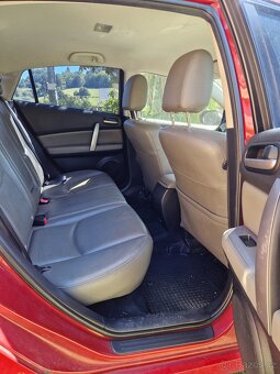 Mazda 6 (liftback) 2.5 benzín 125kW - TOP stav - 9