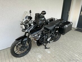 Triumph Tiger 800 XRX - 9