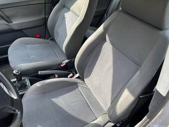 Volkswagen Polo - 9