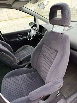 Volkswagen Sharan 1.8 turbo benzín 150 koní - 9