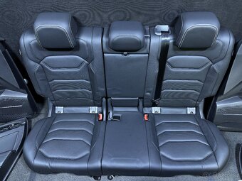 VW Touareg III CR7 kuzeny interier sedacky - 9