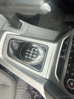 Náhradní díly - Ford Focus 1.6i 110 kW r.v. 2013 - 9