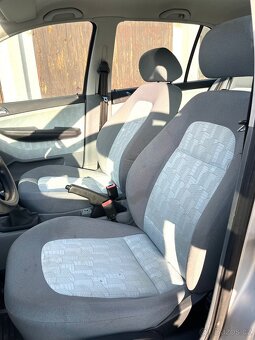 Škoda Fabia 1.4 BENZIN 175 000km Velmi zachovalý stav - 9