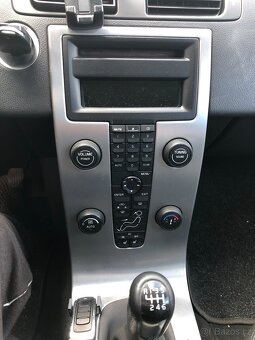 Volvo V50 2.0D 100kw bez koroze - 9