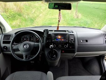Volkswagen Caravelle 2.0 TDI  T5.1 velmi zachovalý - 9