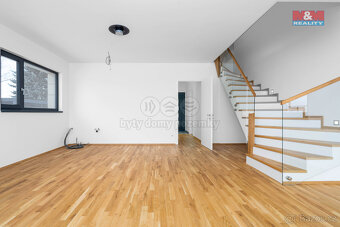 Prodej rodinného domu, 113 m², Praha 10, ul. Výtoňská - 9