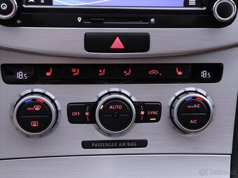 Volkswagen CC 2,0 TDI 125kW DSG 4M Sport (2012) - 9
