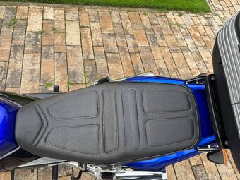 Suzuki GSX 1400 r.v. 2002 - 9