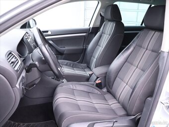 Volkswagen Golf 1,6 TDI Match Navi Kůže Tažné (2012) - 9