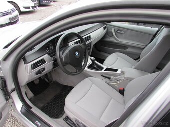 BMW 318i 95kW kombi, Serviska, nová STK, ALU kola - 9