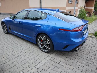 Kia Stinger 3.3 TGDI V6 272 kW 4WD GT-Line r.5/2018 Původ ČR - 9
