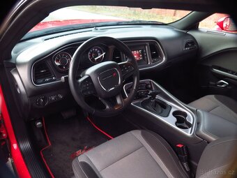 Dodge Challenger, 3.6 V6 - 22.755 km, KRÁSNÝ - 9