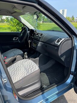 Škoda Fabia II 1.4 16V Ambiente - 9