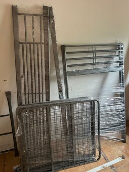 Kovové postele IKEA SVARTA - 9