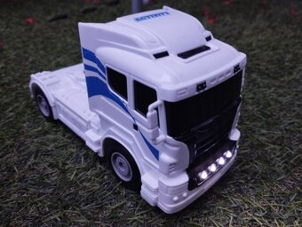 RC tahač + návěs (50cm) - 9