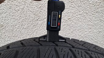 Prodám original zimní alukola seat tarraco 215 65 17 5x112 - 9
