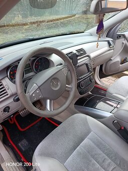 Mercedes benz R320cdi - 9