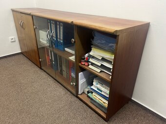 KANCELÁŘSKÝ NÁBYTEK - 9