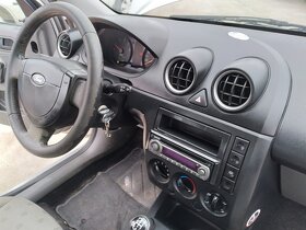 Ford Fiesta 1.4 TDCi  50kW - 9