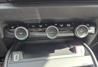Citroën C4 1.2 PureTech Shine S&S EAT8 - 9