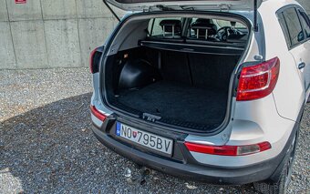 Kia Sportage 2.0CRDi 4x4 184hp M6 - 9