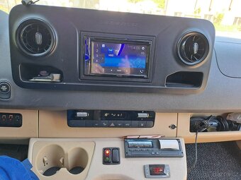 Mercedes Sprinter, 3.0CDi V6, 20+1 - 9
