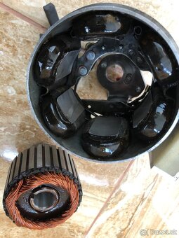 Jawa 250 / 353 kývačka půlbubnová zapalování po GO , + pól - 9