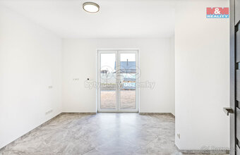 Prodej rodinného domu 4+kk, 127 m², Žiželice - 9