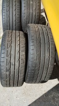 Sada letni pneu 225/40-18 Bridgestone 4-5mm - 9