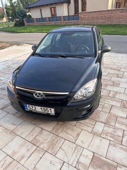 Hyundai i30 1.6CRDi, r.v. 10/2009 - 9