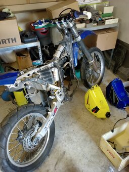 Suzuki DRZ - 9