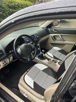 Subaru Legacy 2.0, 110kw, rok 2010 - 9