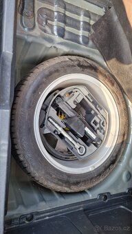 Peugeot 3008 | Nová STK, 1. Majitel, 120tis nájezd - 9