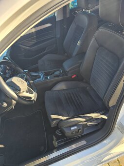 VW Passat 2,0 tdi 110kw HIGHLINE KAMERA - 9