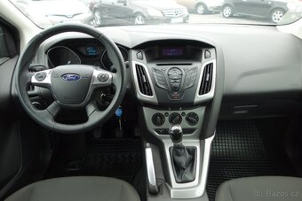 Ford Focus 1.6 TREND 77kW 2012 ČR - 9