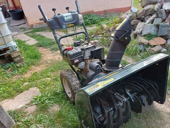 BENZÍNOVÁ SNĚHOVÁ FRÉZA 10,5 HP - 9