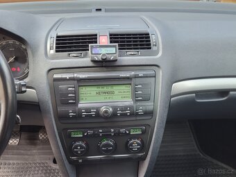 Škoda Octavia II 1.9TDi Elegance Polokůže - 2x sada - prav.s - 9