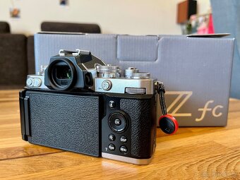 Nikon ZFC, 4x objektiv, bohaté příslušenství - 9
