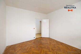 Prodej bytu 2+1 s balkonem na ul. Slavíčkova, ev.č. 00129 - 9