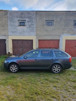 Škoda octavia 2 1.6fsi - 9