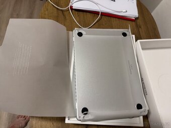 notebook apple MacBook Air, 13,6 palcu, M3, 2024, novy - 9