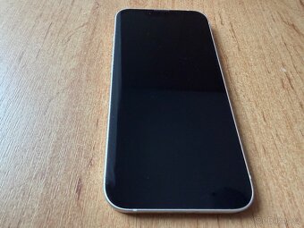 Apple iPhone 13 128GB bílá - 9
