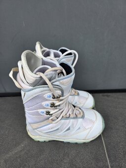 Snowboard WESTIGE, 130 cm + boty - 9