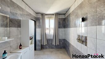 Prodej, dvougenerační rodinný dům, Městec Králové, okr. Nymb - 9