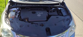Avensis - 9