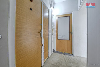 Pronájem bytu 1+1, 40 m², Plzeň, ul. Manětínská - 9