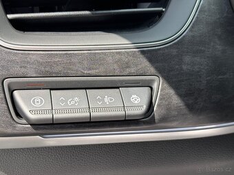 Renault Arkana Esprit Alpine E-Tech 145 - 9