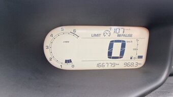 Citroen C3 Picasso 1,4i benzín - 9
