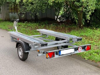 Prodám motorový katamaran vč. přívěsu - 9